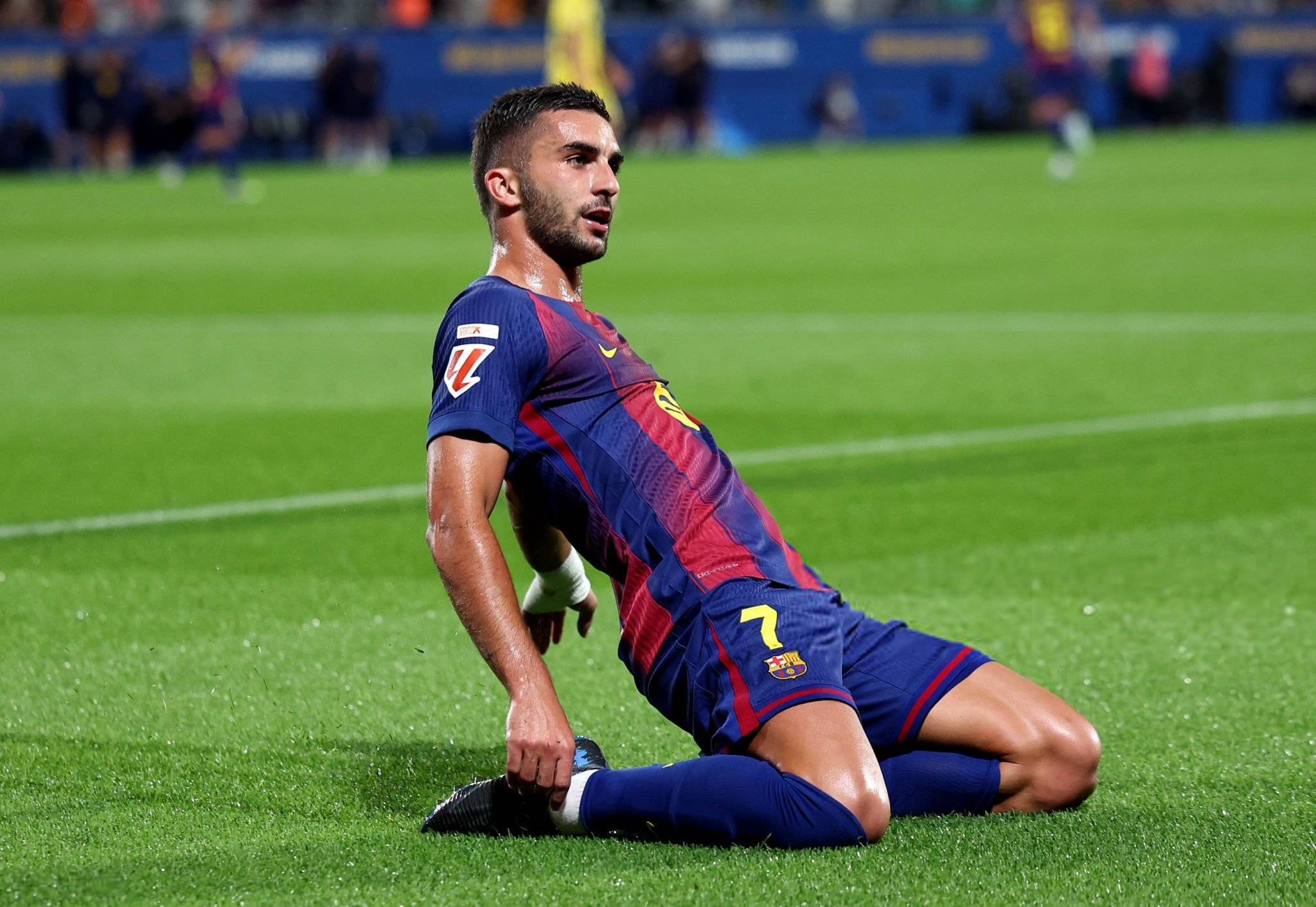 巴塞罗那迎意甲关键赛，清晨再遭质疑，态度坚定，临场指挥获称赞的简单介绍