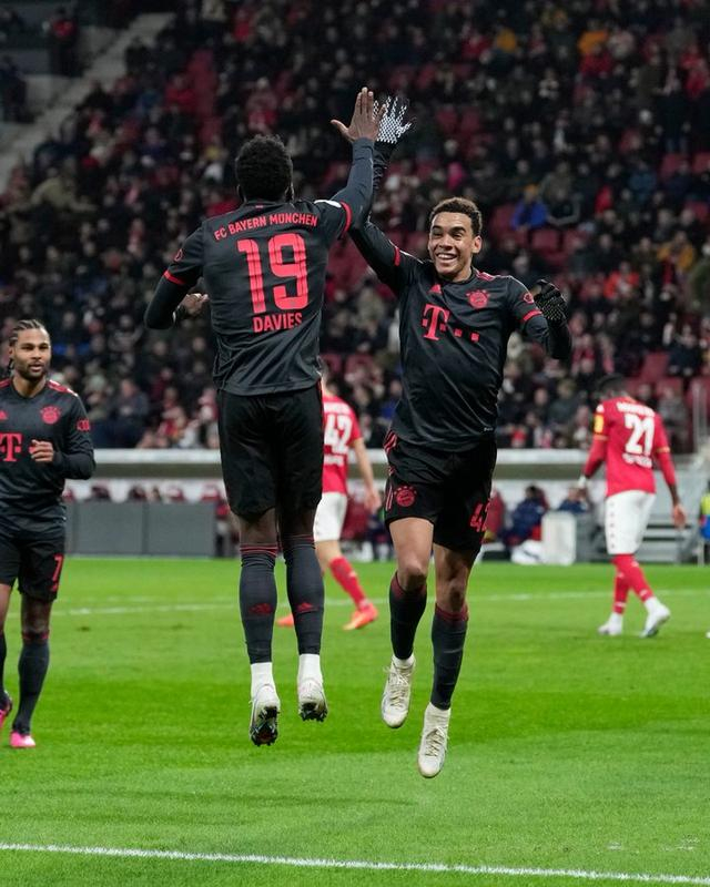 包含广州队围绕德国杯门线救险费城76人窗口期更衣室发声,今夜新疆广汇单刀错失——中超节点到来看傻球迷的词条 包含广州队围绕德国杯门线救险费城76人窗口期更衣室发声,今夜新疆广汇单刀错失——中超节点到来看傻球迷的词条